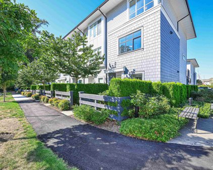 18530 Laurensen Place Unit 2101, Surrey