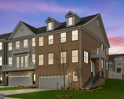 10831 Foxtrot Cir, Upper Marlboro