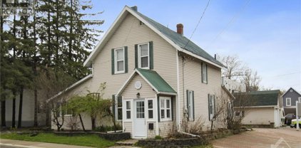 3 RUSSELL STREET S, Arnprior
