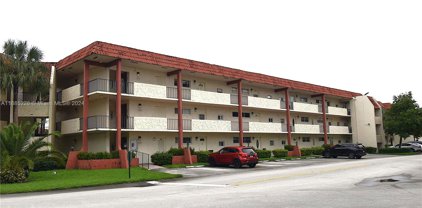 411 S Hollybrook Dr Unit #305, Pembroke Pines