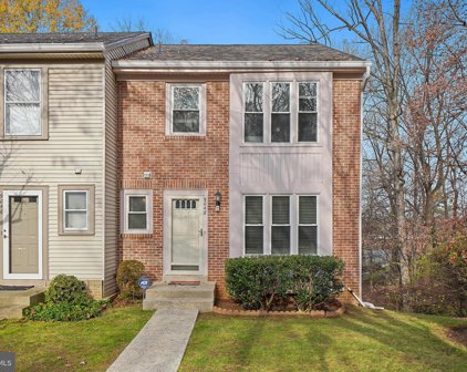 9048 Saffron Ln, Silver Spring