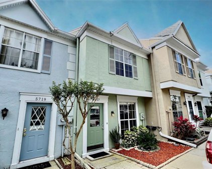 5717 Bratton Drive Unit 5717, Temple Terrace