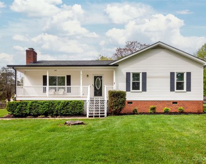 9517 Dogwood Ridge  Drive, Mint Hill