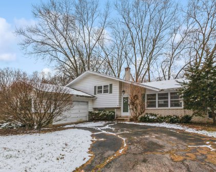 1221 Olympus Drive, Naperville