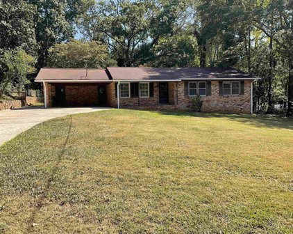 422 Derbyshire Drive, Stone Mountain