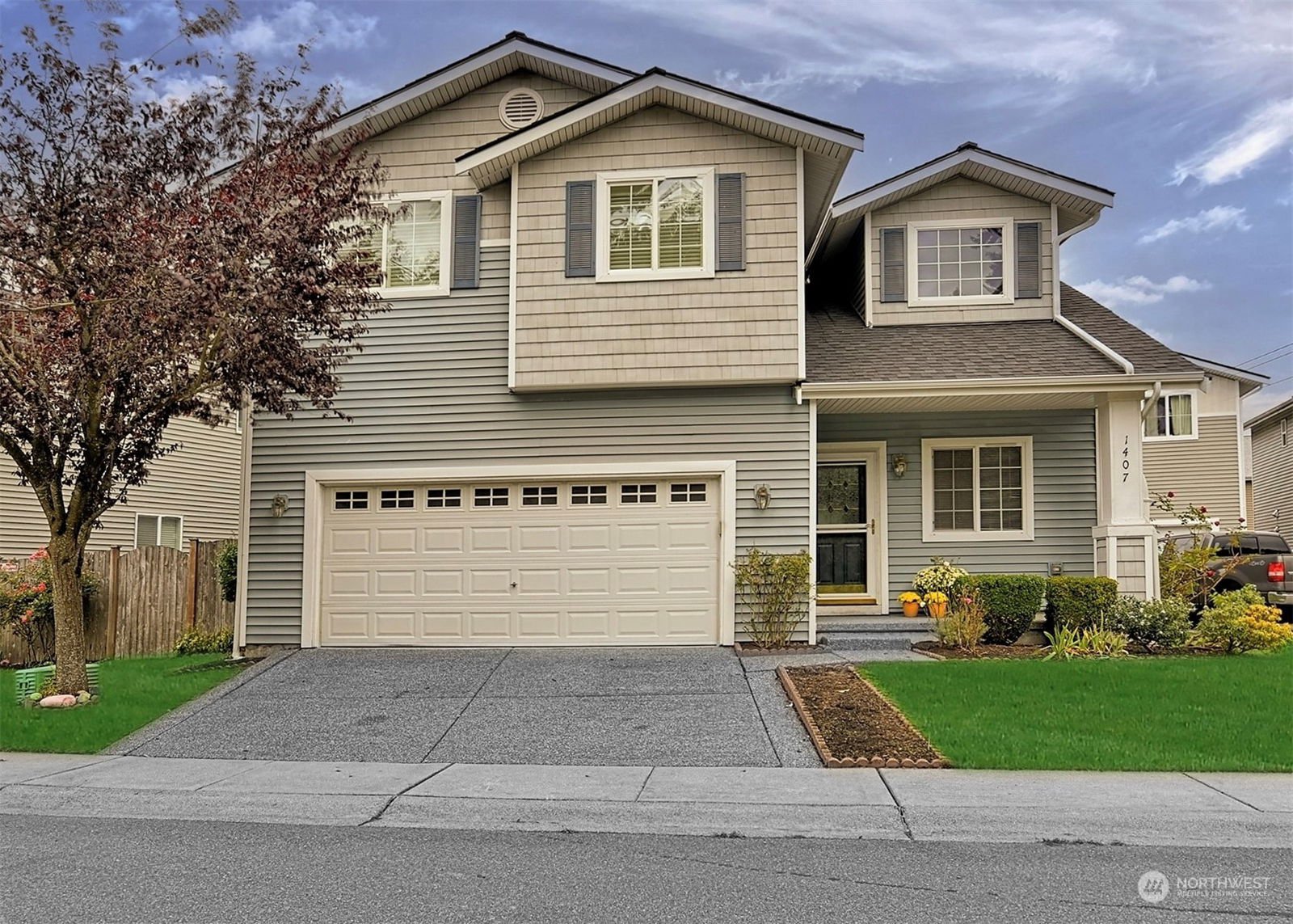 1407 140th Place SW, Lynnwood MLS 2167568 Skyline Properties, Inc