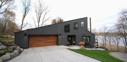 14220 Brunsvold Road, Minnetonka