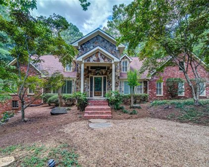 925 Arnold Mill Road, Woodstock