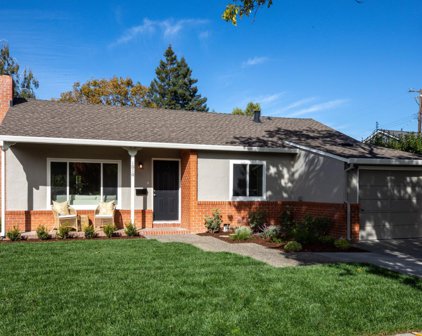 1010 Roosevelt Avenue, Redwood City