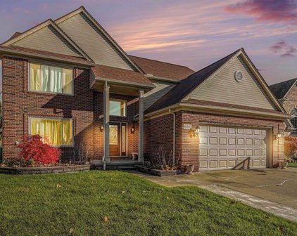40880 Nicole, Sterling Heights