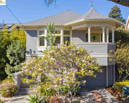 1707 Parker St, Berkeley