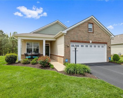 8368 E Lord Botetourt Loop, New Kent