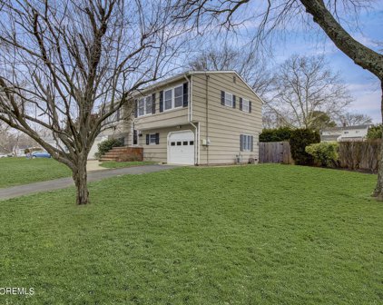 2 Fairview Drive, Middletown
