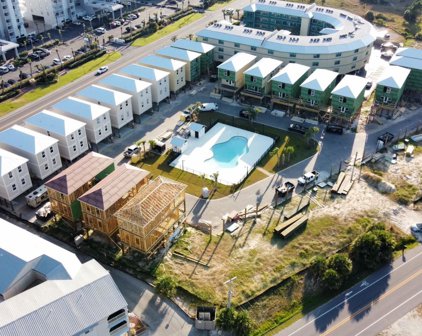 951 W Lagoon Avenue, Gulf Shores