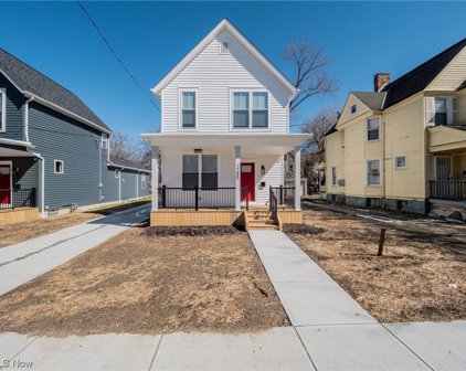 2285 E 93 Street, Cleveland