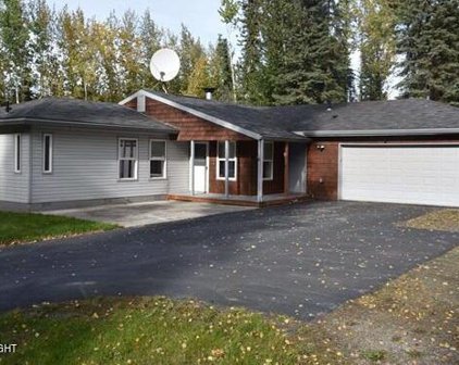 3622 Ron Circle, North Pole