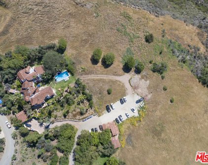28011  Paquet Pl, Malibu