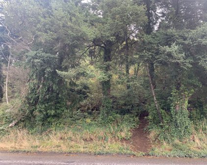 2270 HAMILTON DR, North Bend