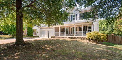 809 Woodbine Ct, Purcellville