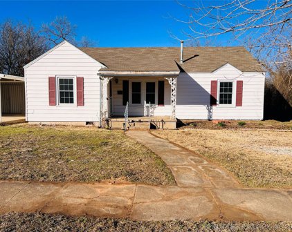 1000 W Tishomingo, Madill