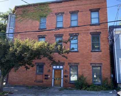 121 Dove Street, Albany