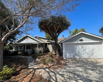 10009 Shoup Avenue, Chatsworth