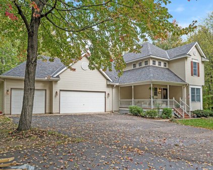 5480 Fernwood Trail, North Branch