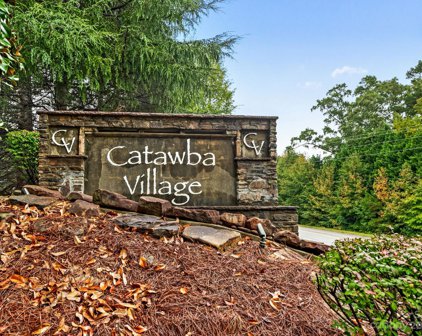 907 Wicawa  Road, Fort Mill