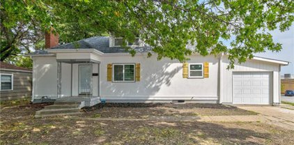 9012 E Gregory Boulevard, Raytown