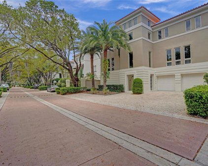 3521 Bayshore Villas Dr, Miami