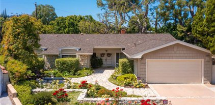 17732 Corinthian Drive, Encino