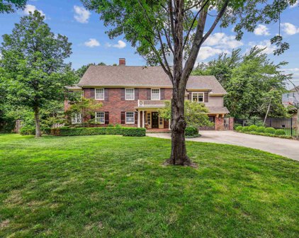 16 E Norfolk Dr, Eastborough