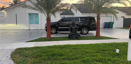 19360 Nw 57th Ct, Hialeah