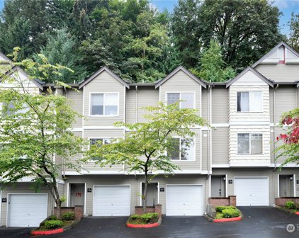 18501 SE Newport Wy Unit #F127, Issaquah