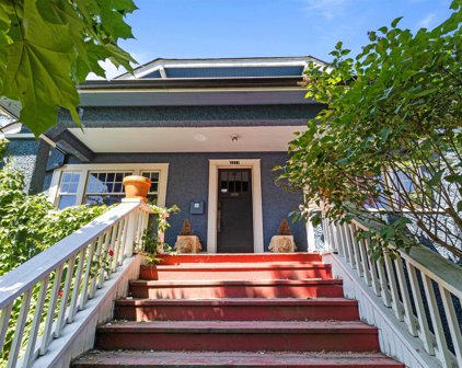 1217 Sixth Avenue, New Westminster