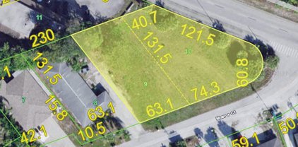 2035 S Mccall Road, Englewood