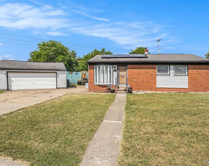 1003 WINIFRED, Holly Vlg