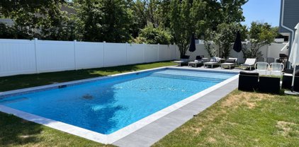 290 Lockwood Avenue, Long Branch