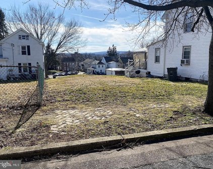 518 Lincoln Ave, Pottstown