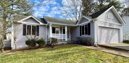 10475 Willow View Circle, Johns Creek