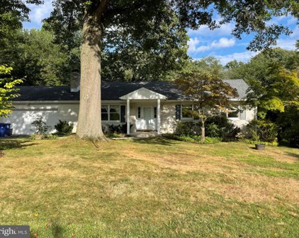 211 La Vida Via, Downingtown