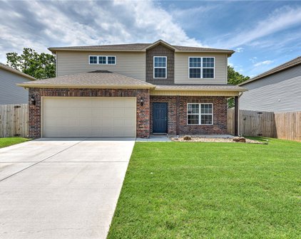 1001 Queen  Street, Centerton