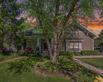 2228 W Greenstone Drive SE Unit 33, Grand Rapids