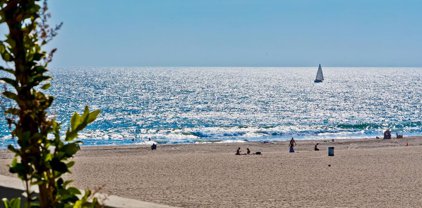 4403  Ocean Front Walk Unit 201, Marina Del Rey