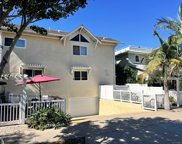 730 E Ave, Coronado image