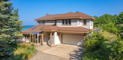 12599 Wilderness Trl, Grand Haven