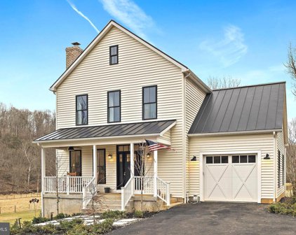 38311 Lime Kiln Rd, Middleburg
