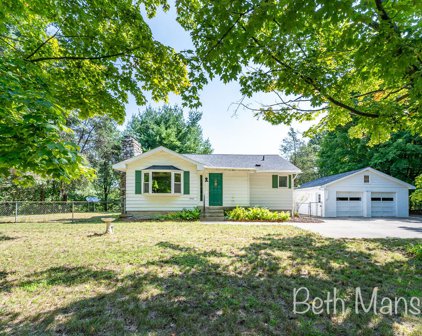 5320 Sunfish Lake Avenue NE, Rockford