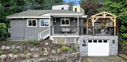 4437 35th Avenue W, Seattle