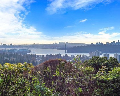 2580 Queens Avenue, West Vancouver